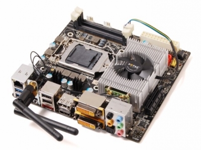 ZOTAC H67-ITX WiFi Supreme Rzut